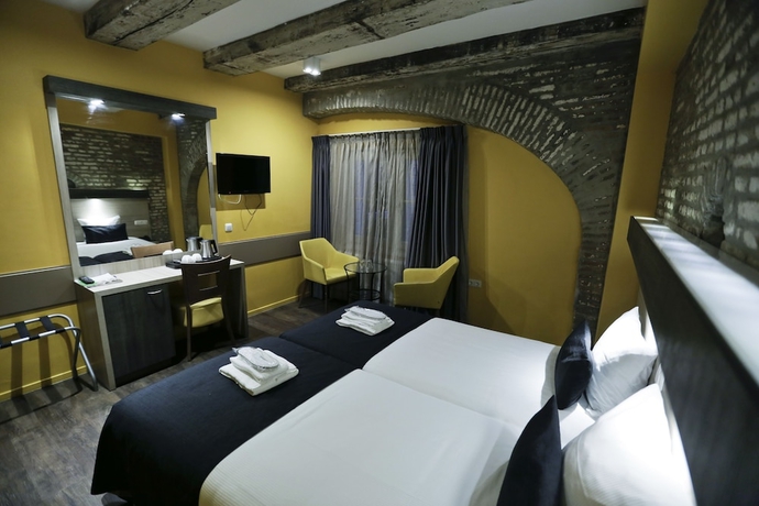 Imagen de la habitación del Hotel City Amsterdam. Foto 15