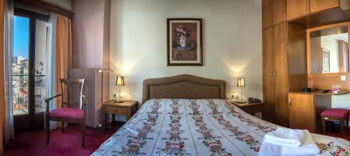 Imagen de la habitación del Hotel City Apollonion. Foto 7