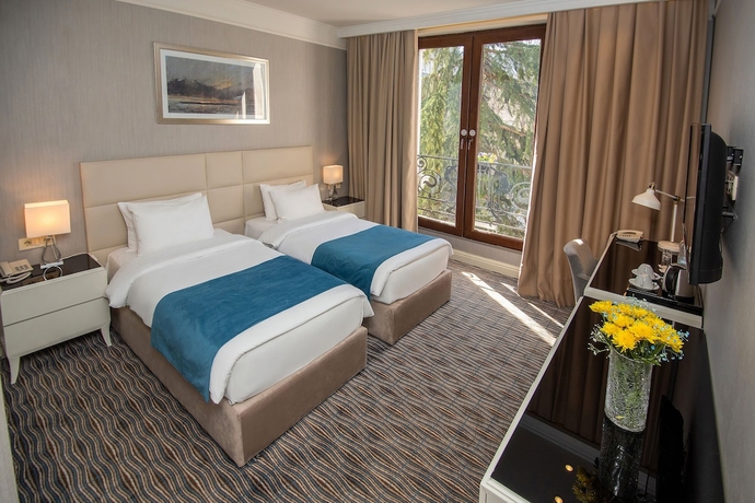 Imagen de la habitación del Hotel City Avenue, Tbilisi. Foto 8