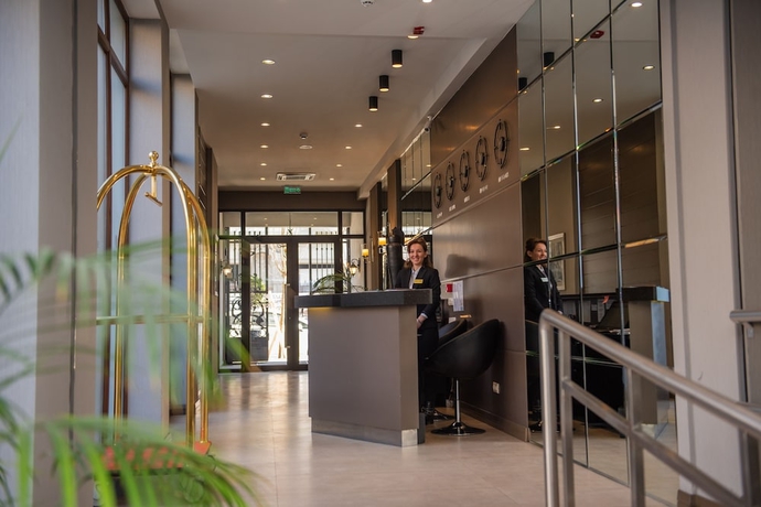 Imagen de los interiores del Hotel City Avenue, Tbilisi. Foto 14