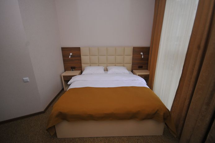 Imagen de la habitación del Hotel City, Batumi. Foto 4