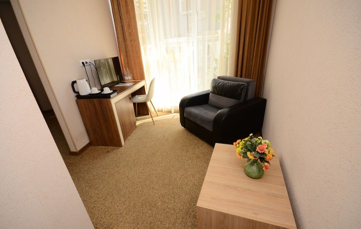 Imagen de la habitación del Hotel City, Batumi. Foto 16