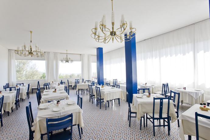 Imagen del bar/restaurante del Hotel City Beach Resort, Cervia. Foto 7