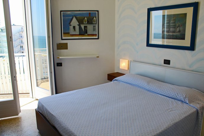 Imagen de la habitación del Hotel City Beach Resort, Cervia. Foto 17