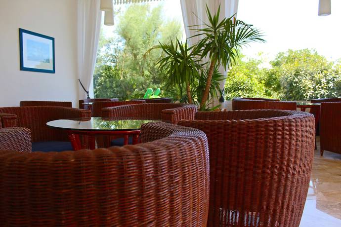 Imagen del bar/restaurante del Hotel City Beach Resort, Cervia. Foto 10