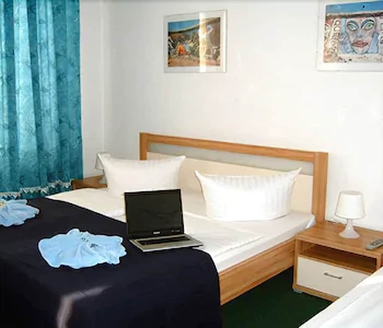 Imagen de la habitación del Hotel City Berlin. Foto 15