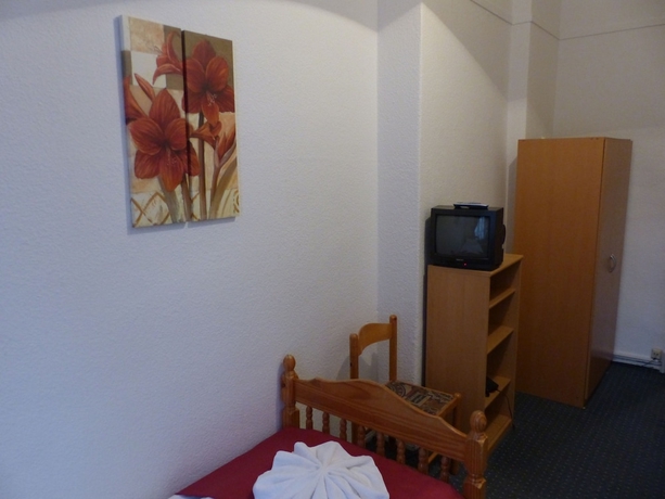 Imagen de la habitación del Hotel City Berlin. Foto 18