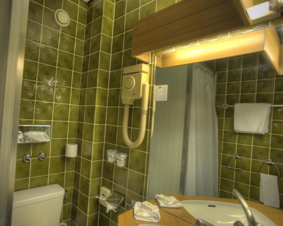 Imagen de la habitación del Hotel City Biel Bienne. Foto 3