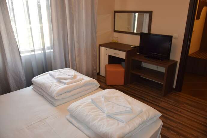 Imagen de la habitación del Hotel City Blagoevgrad. Foto 12