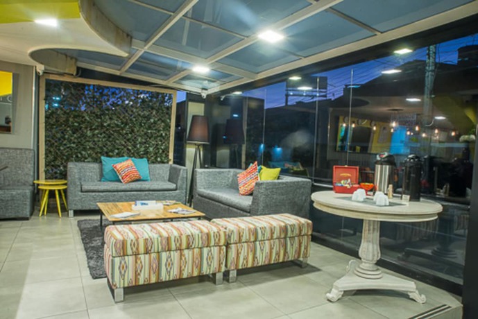 Imagen de los interiores del Hotel City Bog 106. Foto 18