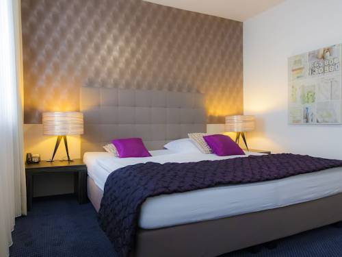 Imagen de la habitación del Hotel City Bosse. Foto 10