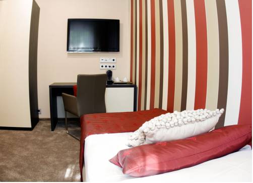 Imagen de la habitación del Hotel City Bosse. Foto 11
