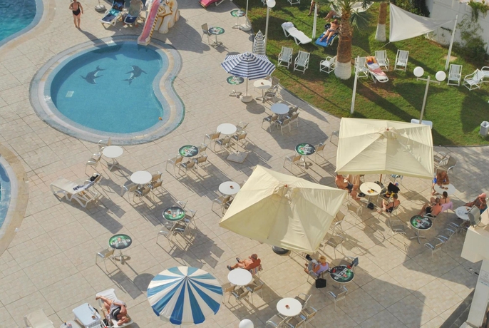 Imagen de la piscina del Hotel City Business Monastir Center. Foto 15
