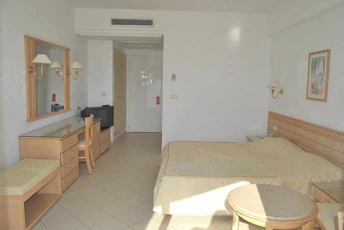 Imagen de la habitación del Hotel City Business Monastir Center. Foto 6