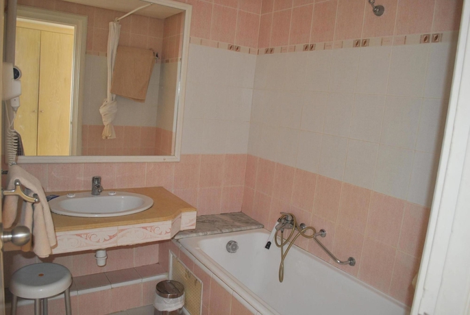 Imagen de la habitación del Hotel City Business Monastir Center. Foto 10