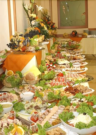 Imagen del bar/restaurante del Hotel City Center Brasov. Foto 8