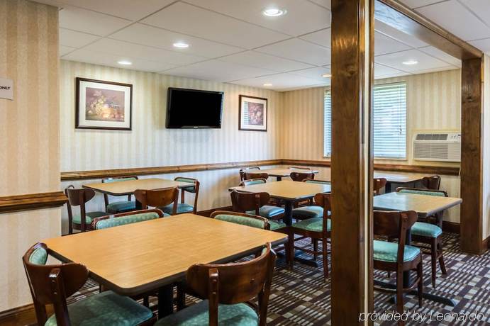 Imagen del bar/restaurante del Hotel City Center Inn Newport News - Hampton. Foto 2