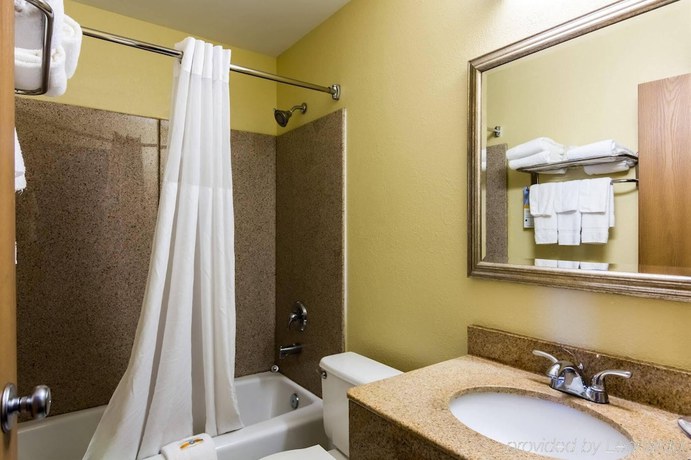 Imagen de la habitación del Hotel City Center Inn Newport News - Hampton. Foto 10