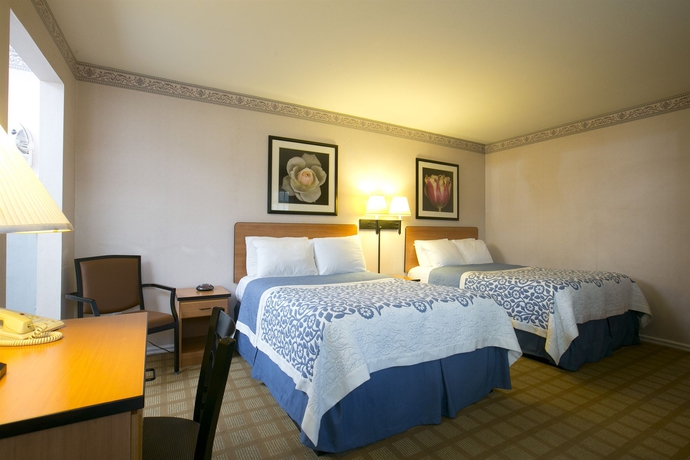 Imagen de la habitación del Hotel City Center Inn and Suites. Foto 3