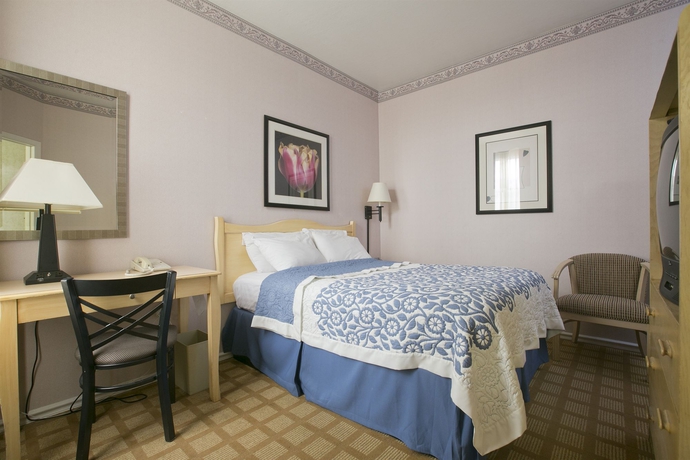 Imagen de la habitación del Hotel City Center Inn and Suites. Foto 5