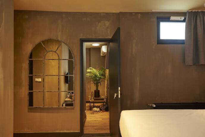 Imagen de la habitación del Hotel City Center Lodge Utrecht. Foto 14
