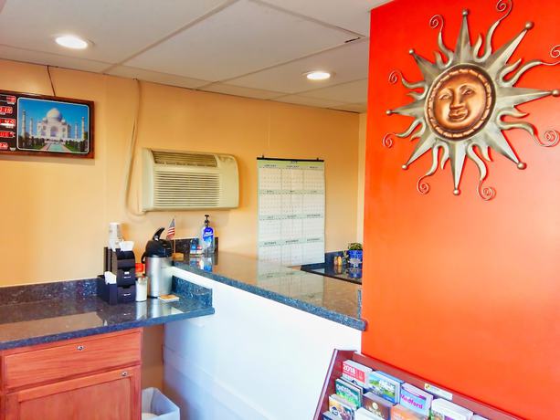 Imagen de los interiores del Hotel City Center Motel, Medford. Foto 20