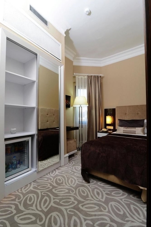 Imagen de la habitación del Hotel City Center Taksim. Foto 6