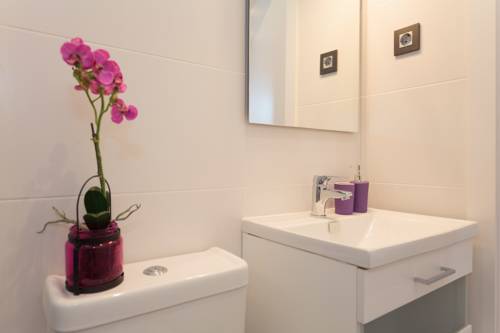 Imagen de la habitación del Hotel City Center Two bedrooms Apartment, in a 1870's Full Renewed Building. Foto 8