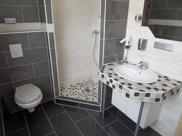 Imagen de la habitación del Hotel City Central Promenade. Foto 8