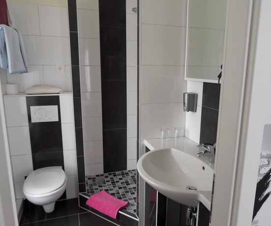 Imagen de la habitación del Hotel City Central Promenade. Foto 9