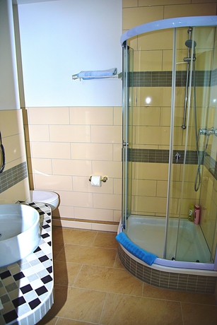 Imagen de la habitación del Hotel City Central Promenade. Foto 10