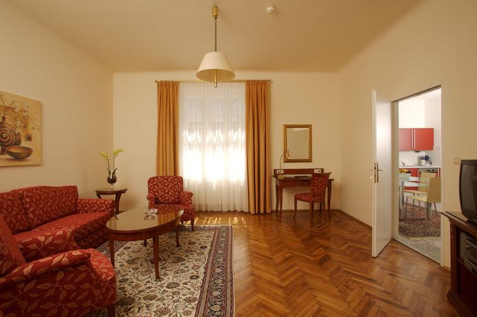 Imagen de la habitación del Hotel City Central, Viena. Foto 5