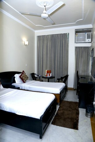 Imagen de la habitación del Hotel City Centre Inn New Delhi. Foto 16