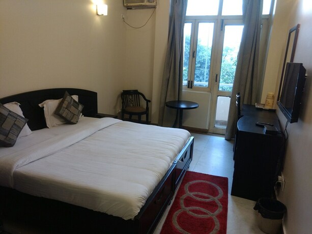 Imagen de la habitación del Hotel City Centre Inn New Delhi. Foto 25