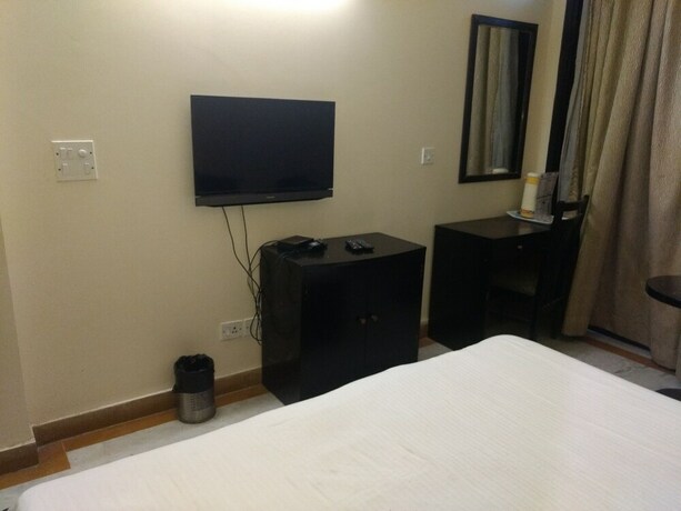 Imagen de la habitación del Hotel City Centre Inn New Delhi. Foto 36