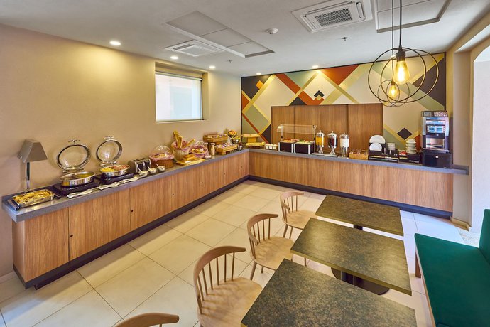 Imagen del bar/restaurante del Hotel City Centro By Marriott Oaxaca. Foto 5