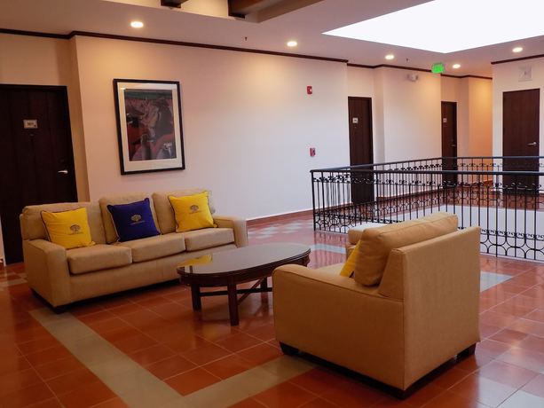 Imagen de los interiores del Hotel City Centro by Marriott la Recoleccion. Foto 18