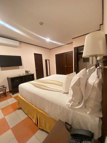 Imagen de la habitación del Hotel City Centro by Marriott la Recoleccion. Foto 15