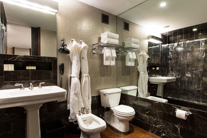 Imagen de la habitación del Hotel City Club, Nueva York. Foto 13