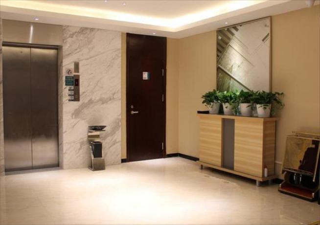 Imagen general del Hotel City Comfort Inn Baise Jingxi Caifu Plaza. Foto 2