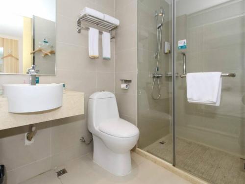 Imagen de la habitación del Hotel City Comfort Inn Beihai Beijing Rd Yizhong Branch. Foto 8