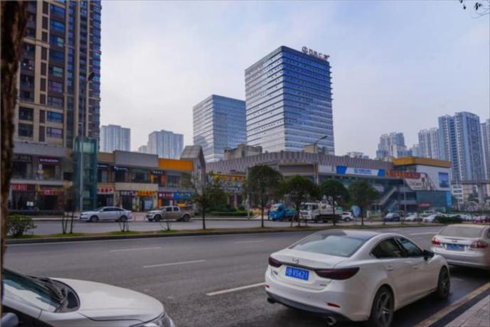 Imagen general del Hotel City Comfort Inn Chongqing Banan Wanda Plaza. Foto 5