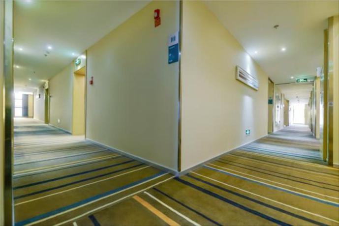 Imagen general del Hotel City Comfort Inn Chongqing Daping Shidai Tianjie. Foto 2