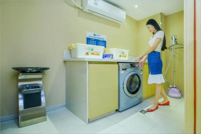 Imagen general del Hotel City Comfort Inn Chongqing Daping Shidai Tianjie. Foto 5