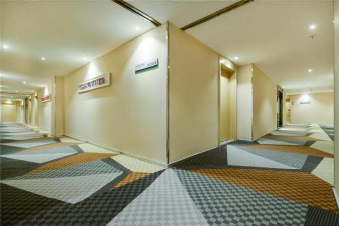 Imagen general del Hotel City Comfort Inn Chongqing Daping Xiaojiawan. Foto 3