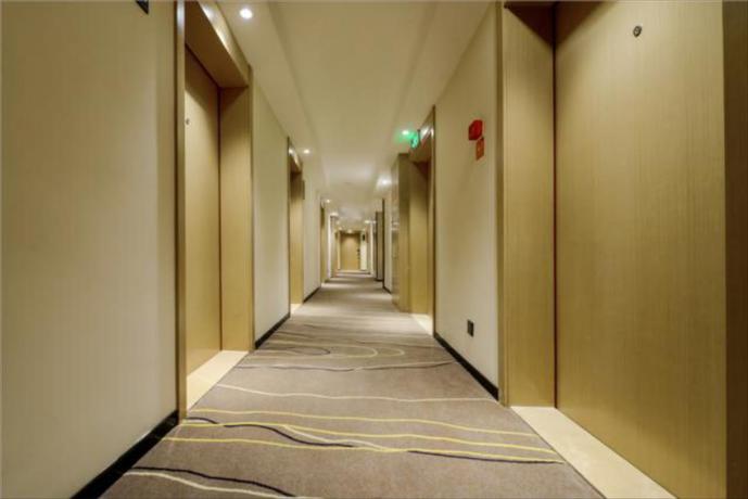 Imagen general del Hotel City Comfort Inn Chongqing Jiangbei Airport T3 Ter. Foto 3