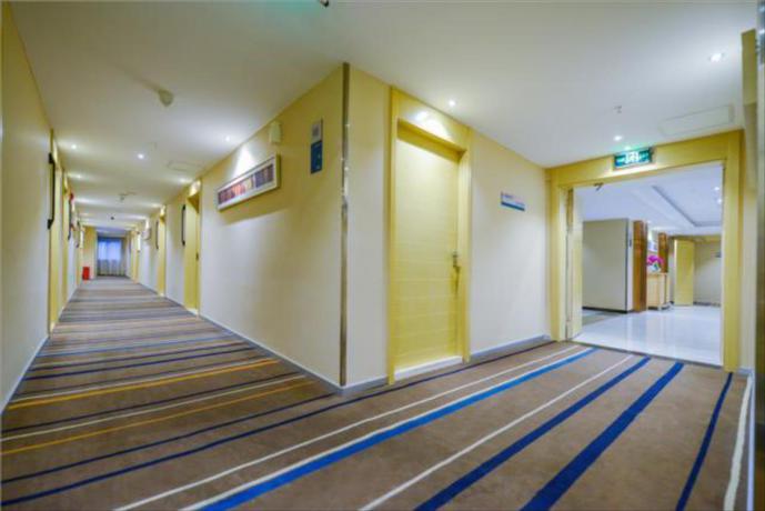 Imagen general del Hotel City Comfort Inn Chongqing Yangjiaping Walking Str. Foto 3