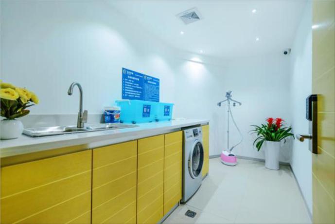 Imagen general del Hotel City Comfort Inn Chongqing Yangjiaping Walking Str. Foto 4