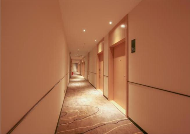 Imagen general del Hotel City Comfort Inn Dongguan Tangxia. Foto 2