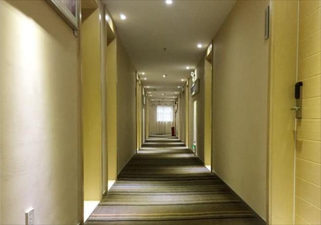Imagen general del Hotel City Comfort Inn Foshan Dali Guangfo Zhicheng. Foto 2